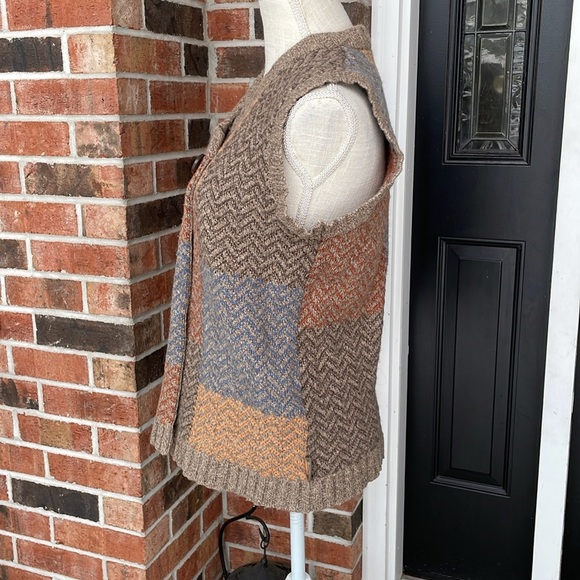 Woolrich Lambs Wool Sweater Vest - Picture 5 of 9